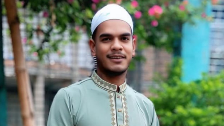 মতলব উত্তরে যুবকের ইসলাম গ্রহণ, নতুন নাম রোহান আহমেদ